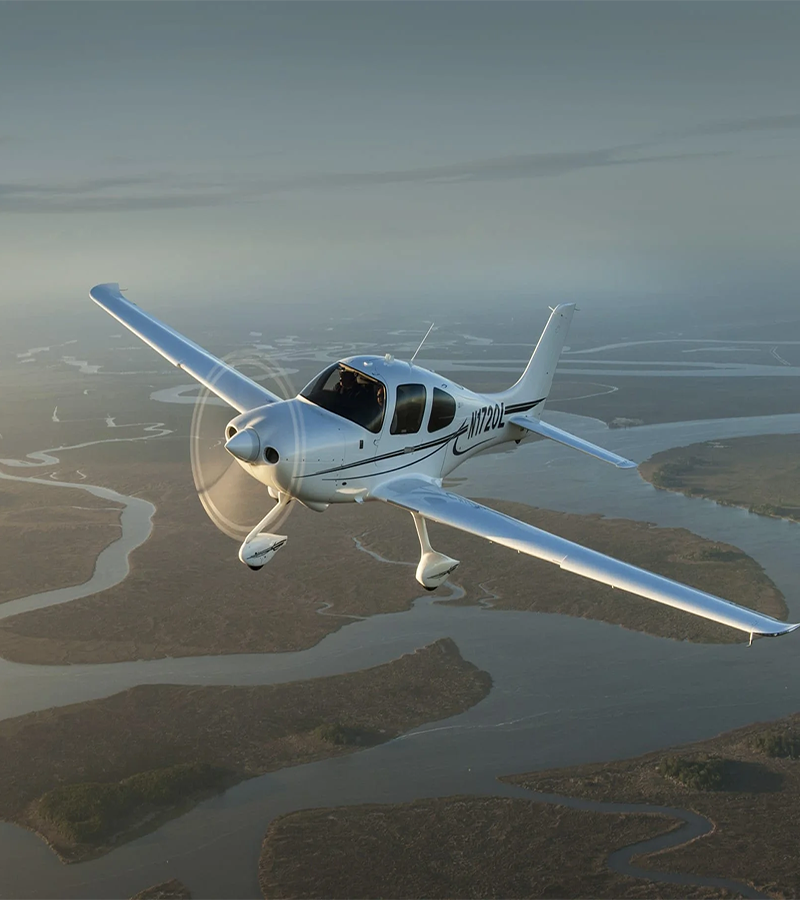 Cirrus cabin seating