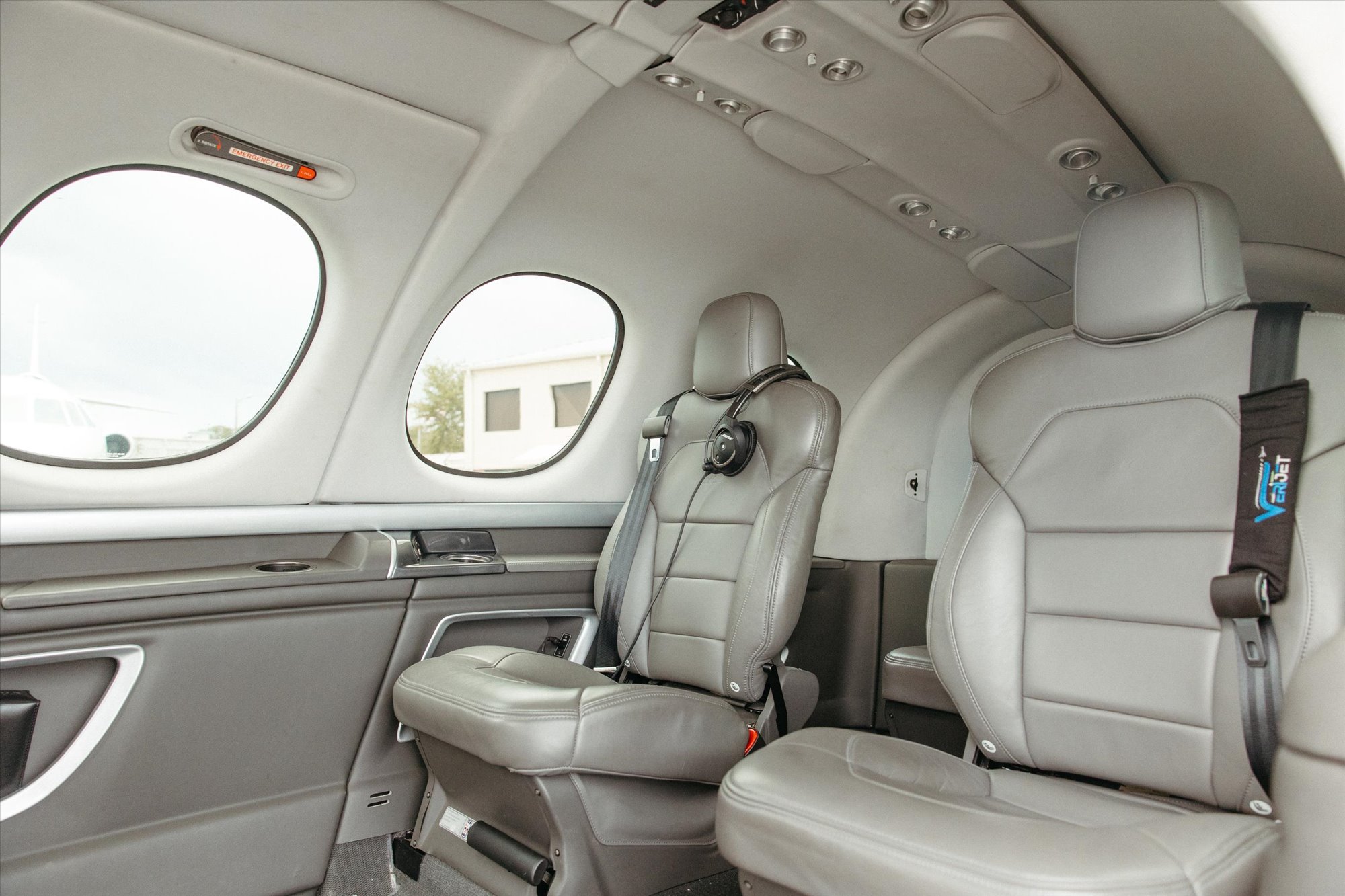 Cirrus SF50 Vision Jet photo
