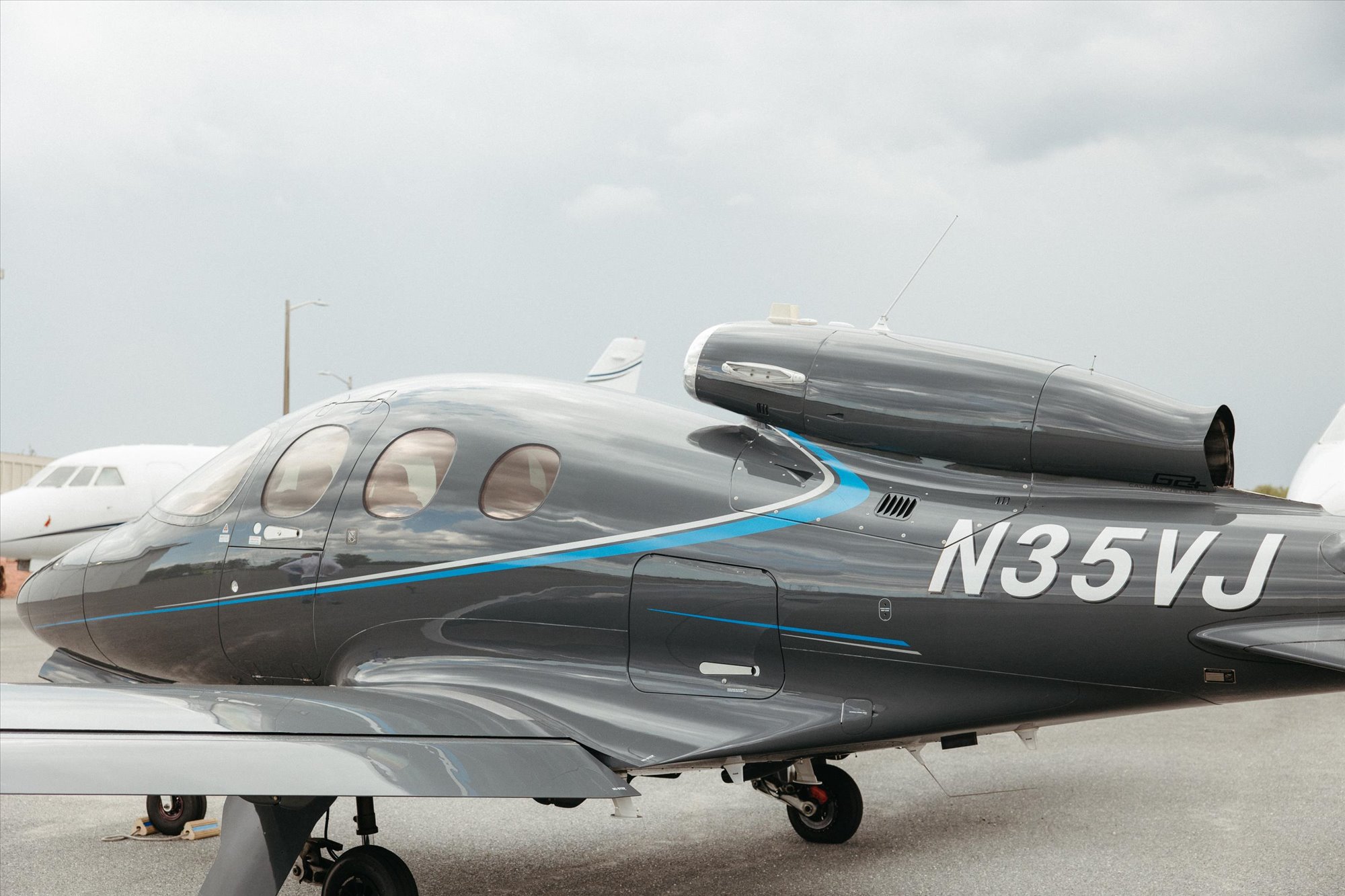 Cirrus SF50 Vision Jet photo