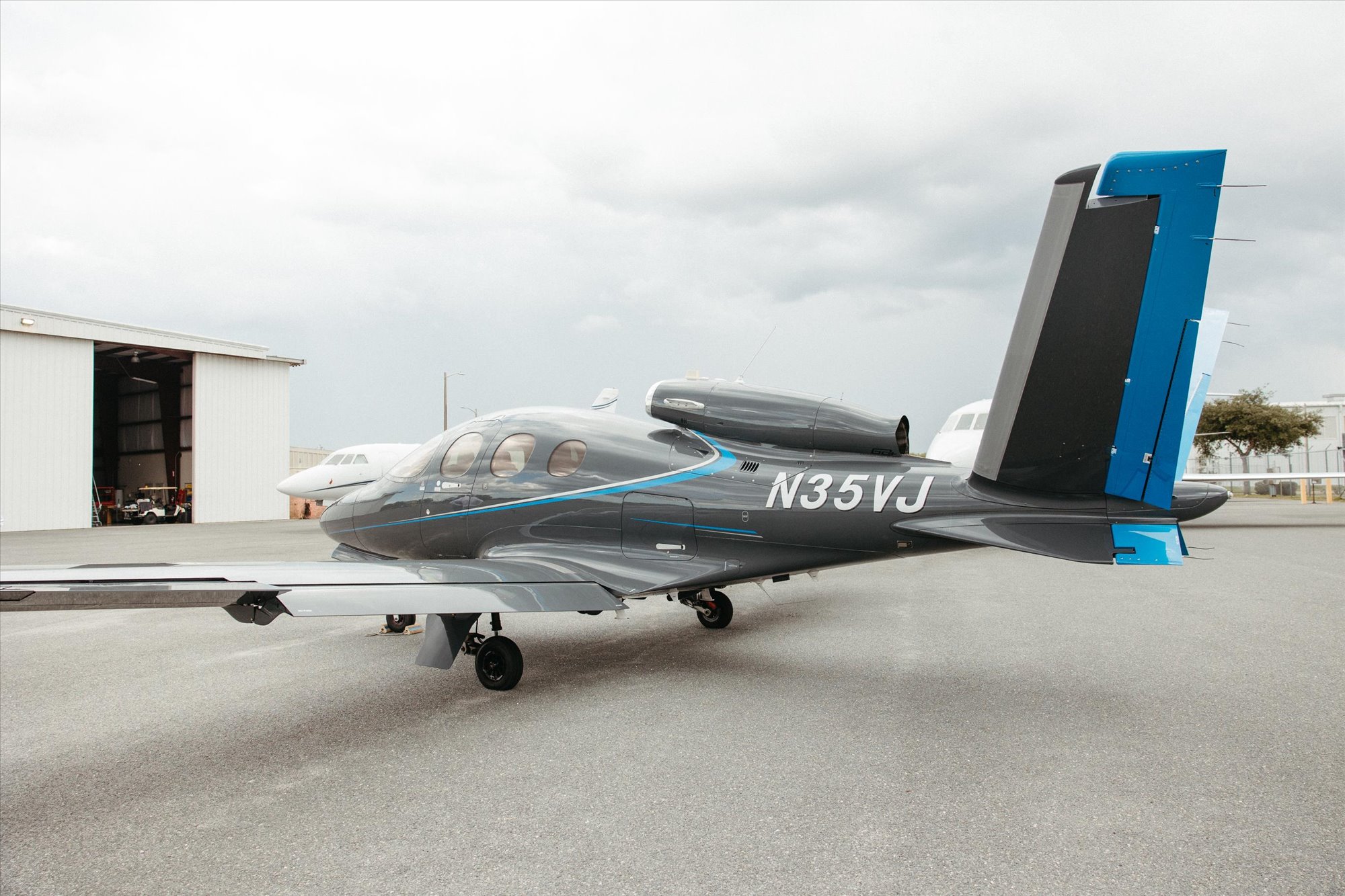 Cirrus SF50 Vision Jet photo