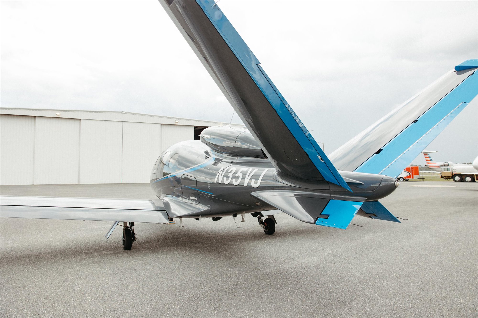 Cirrus SF50 Vision Jet photo